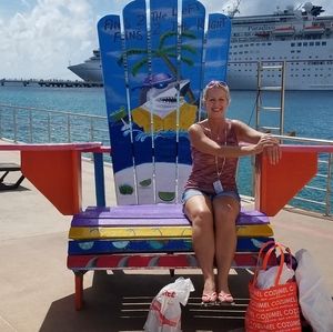 Meet your Posher, Connie